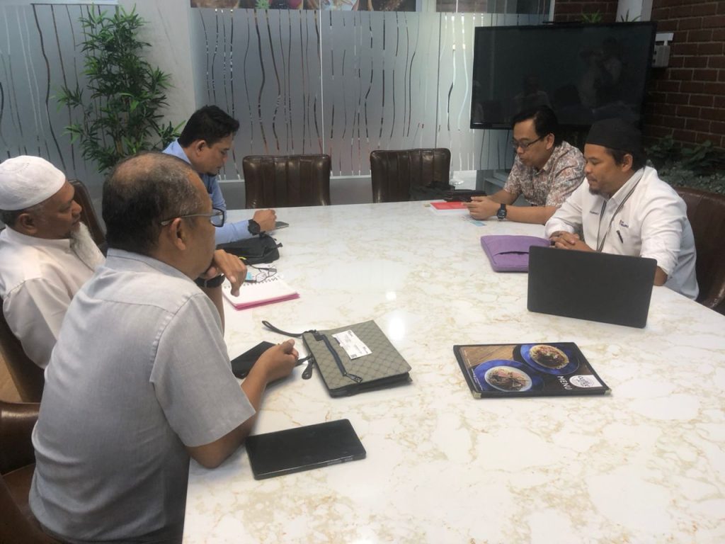 Perbincangan Awal Kerjasama IDEAS dan UKM Pakarunding